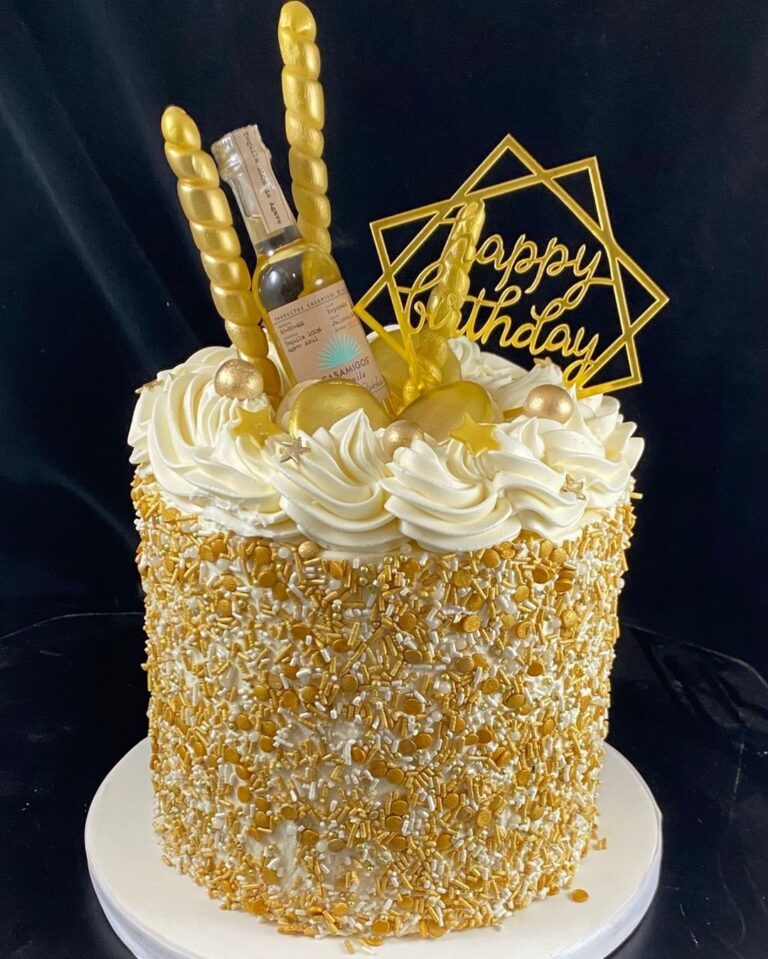 20+ Best Golden Birthday Cake of [2024] - Birthday Party Ideas